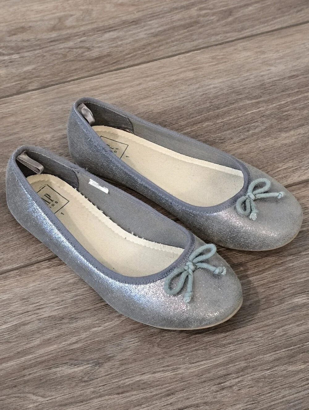 GAP Kids Gray Sparkle Ballet Flats with Bow